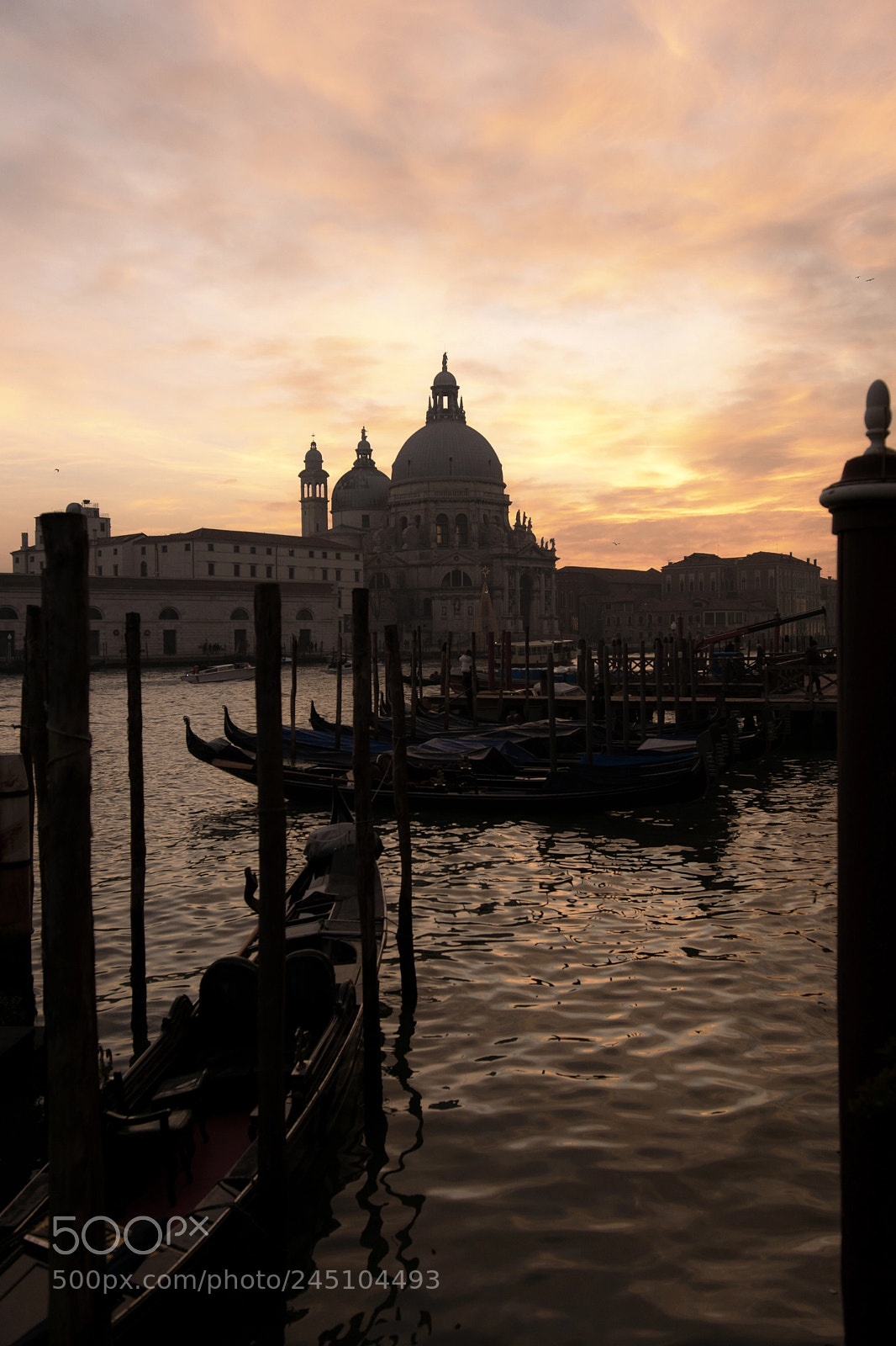 Sony ILCA-77M2 sample photo. Venezia december 2017 photography
