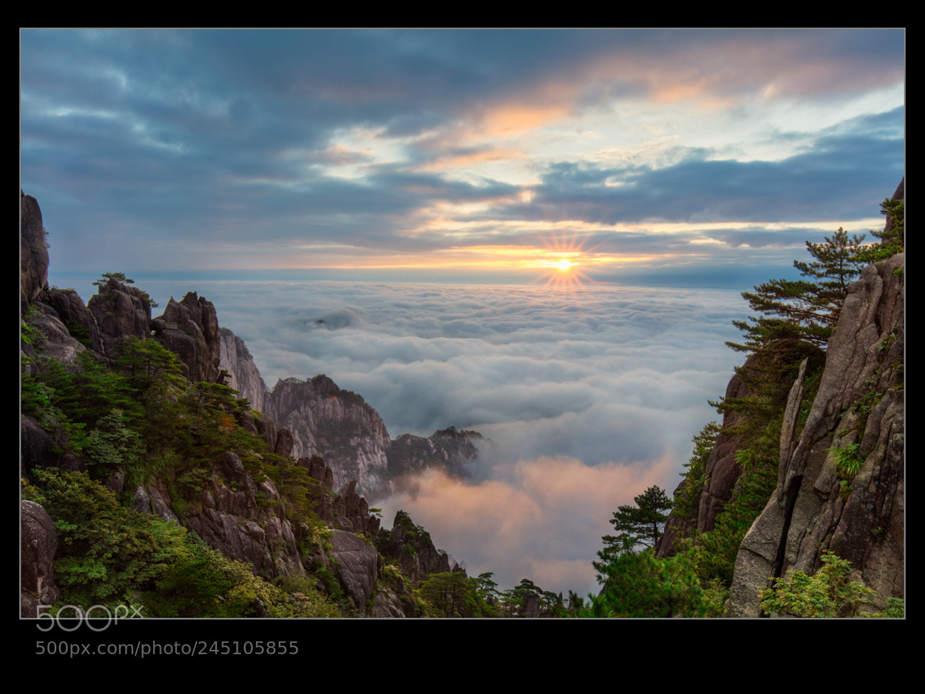 Canon EOS 5DS R sample photo. 黄山日出 photography