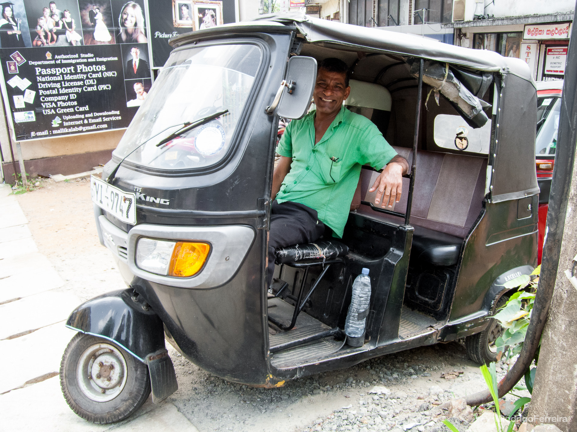 Nikon Coolpix P6000 sample photo. Sri lanka - the people photography