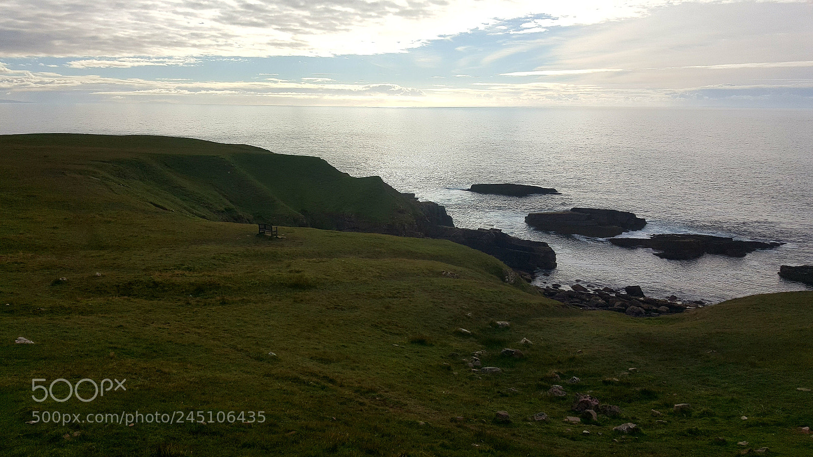 Samsung Galaxy S6 sample photo. Bench on the horizon photography