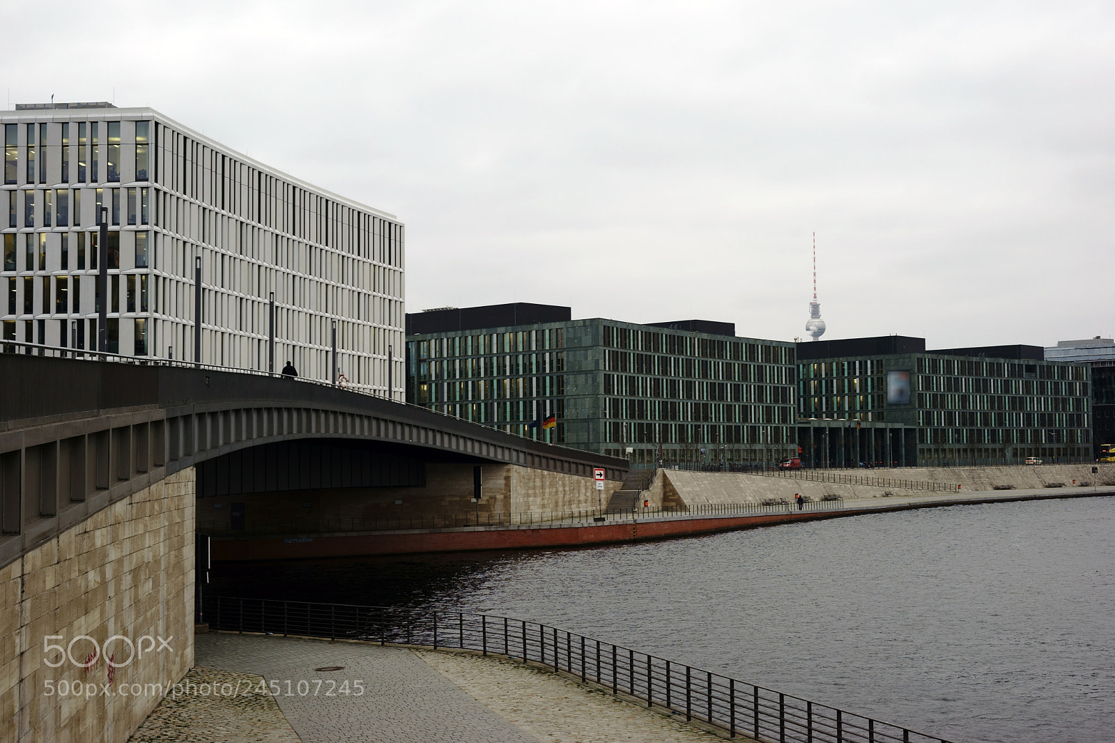 Sony a7 II sample photo. Side view marshal bridge photography