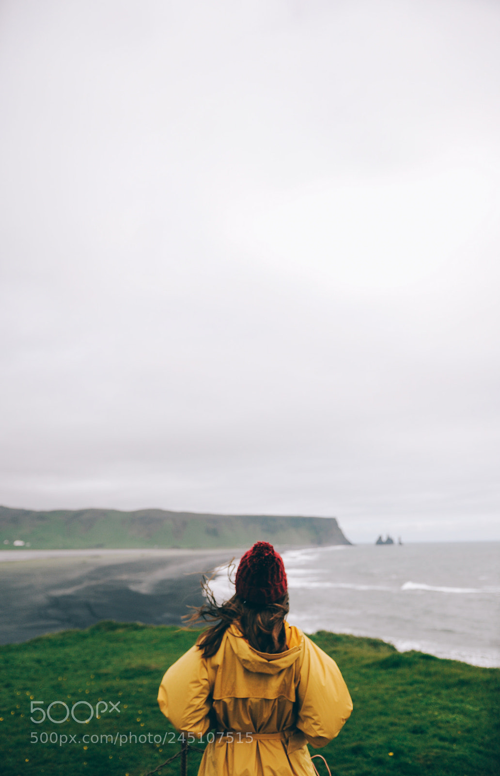 Nikon D90 sample photo. Yellow coat girl photography