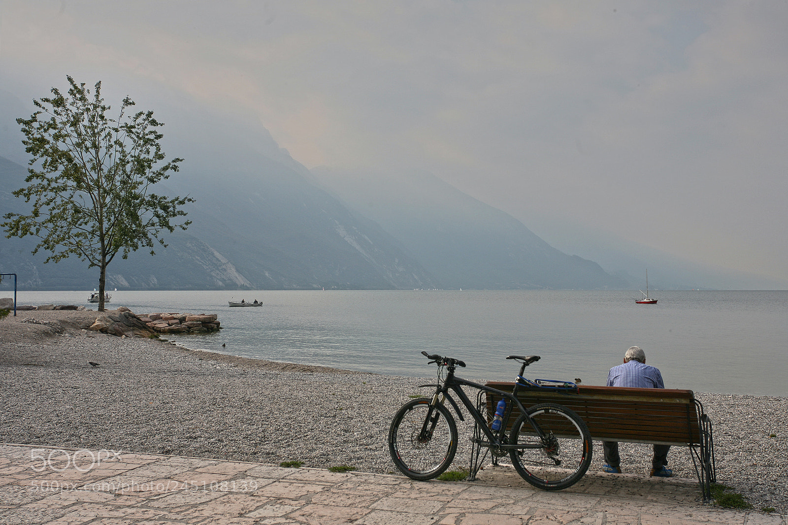 Canon EOS 5D sample photo. Alone photography