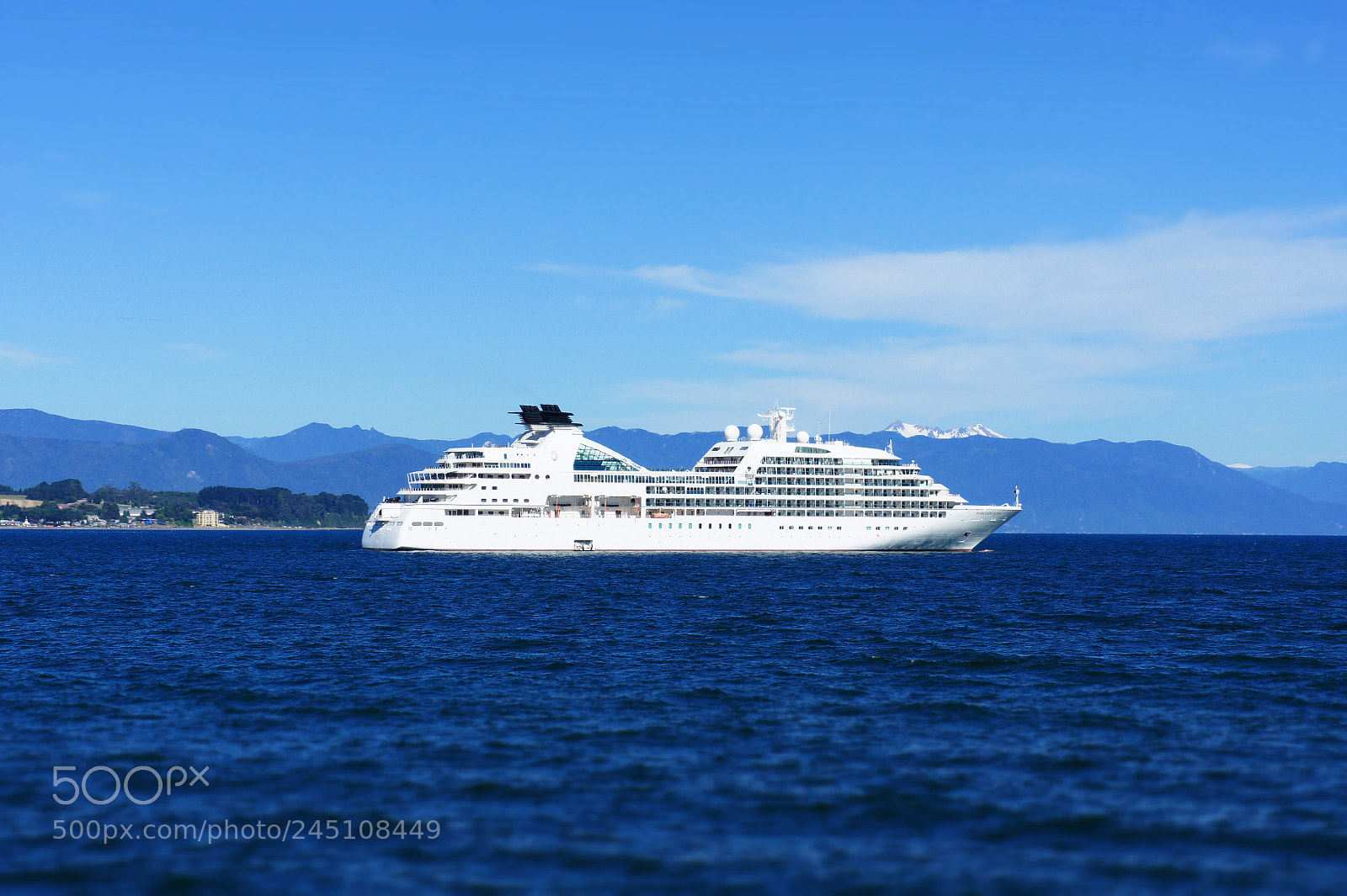 Sony Alpha NEX-3 sample photo. Seabourn quest photography