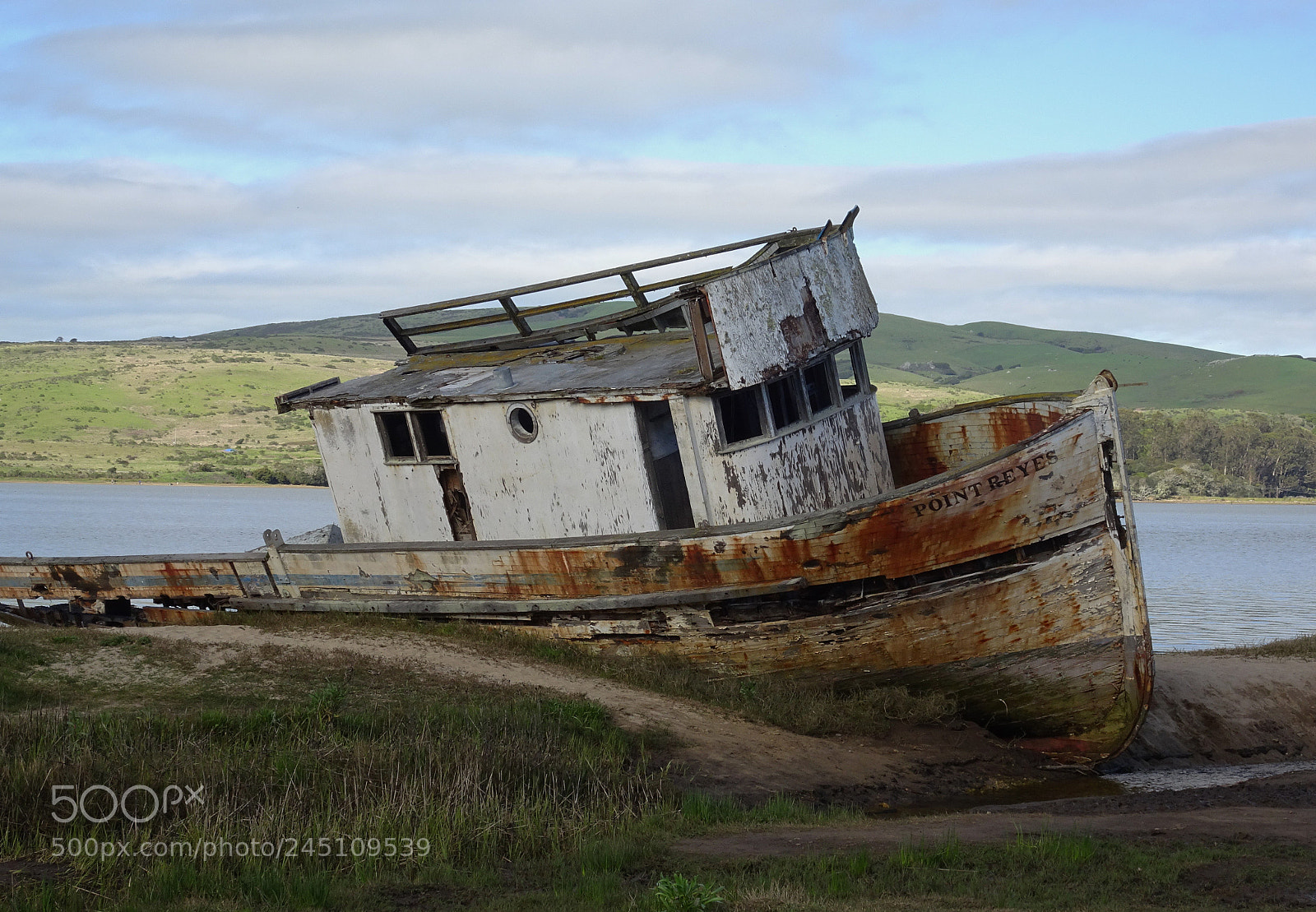 Sony Cyber-shot DSC-HX90V sample photo. Point reyes shipwreck photography