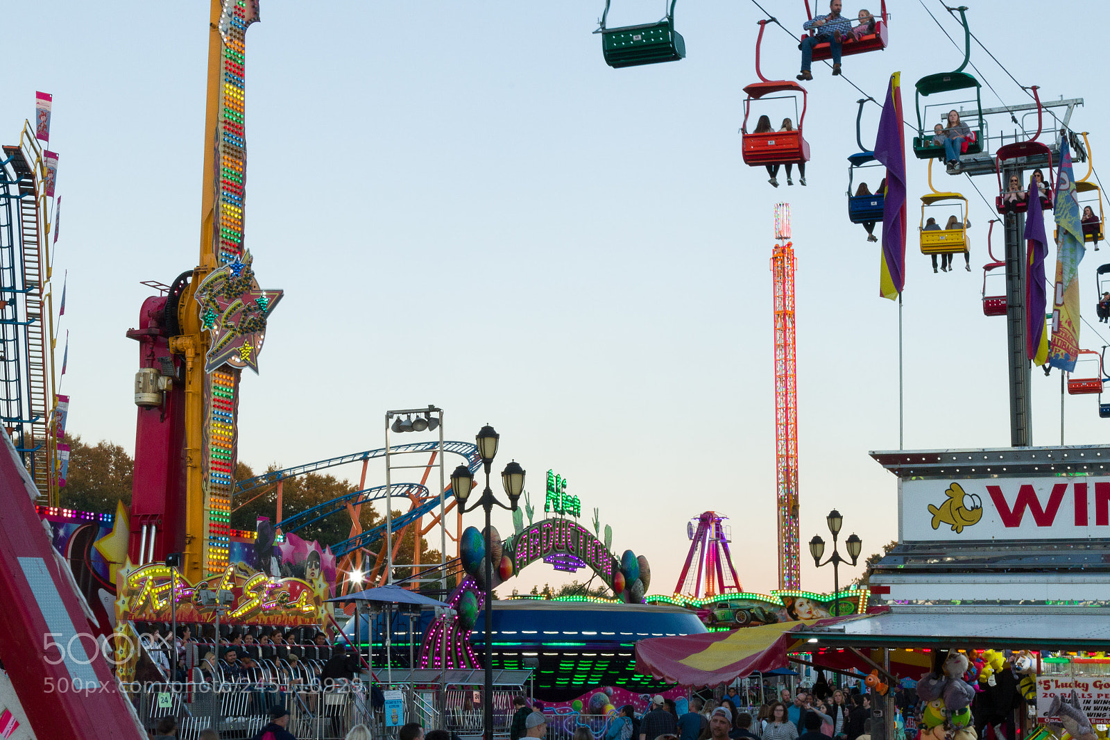 Canon EOS 7D Mark II sample photo. Fair photography