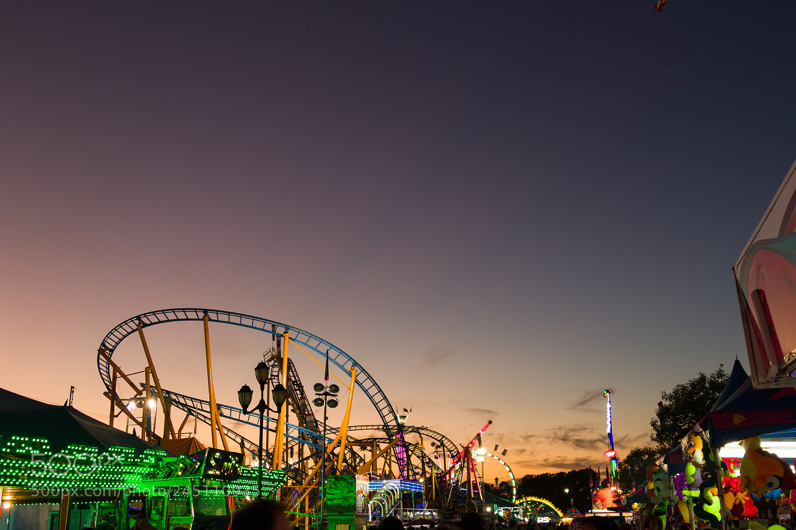 Canon EOS 7D Mark II sample photo. Sate fair - ring photography