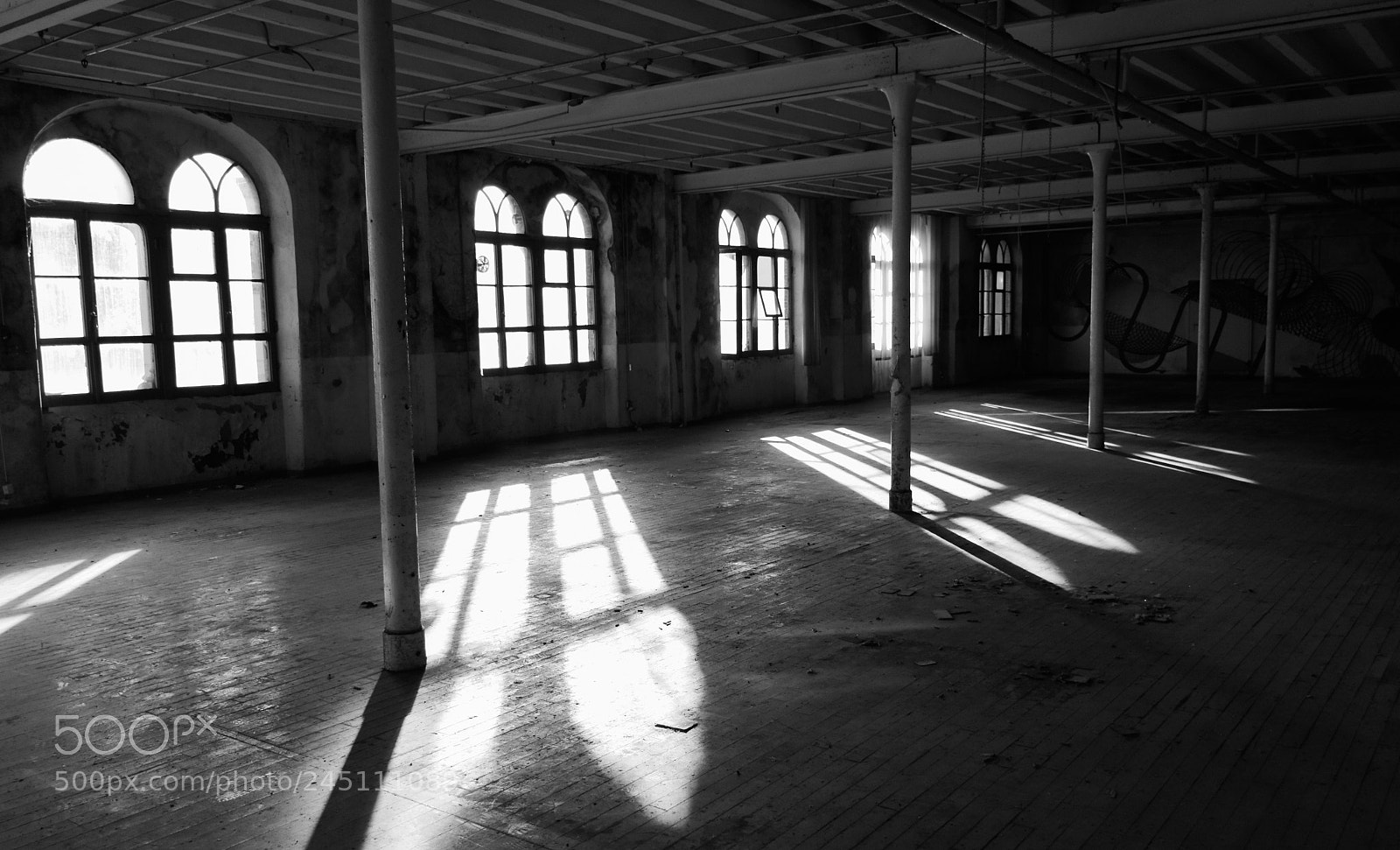 Nikon D5500 sample photo. Old style photography