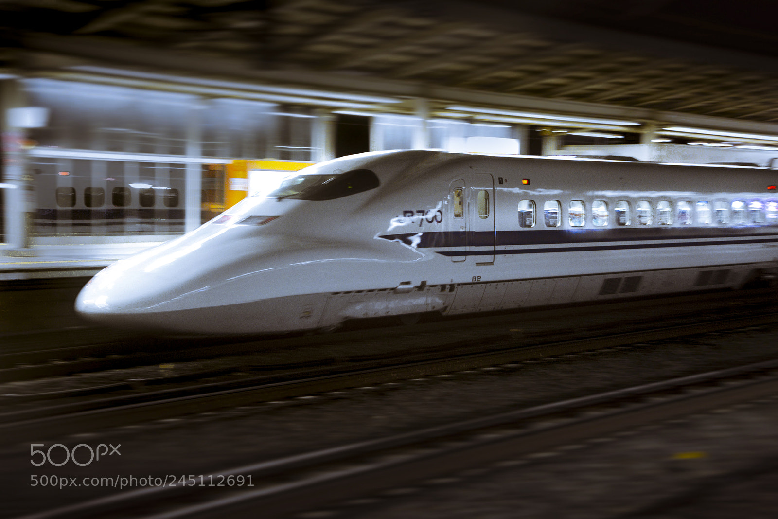Nikon D5200 sample photo. Shinkansen photography