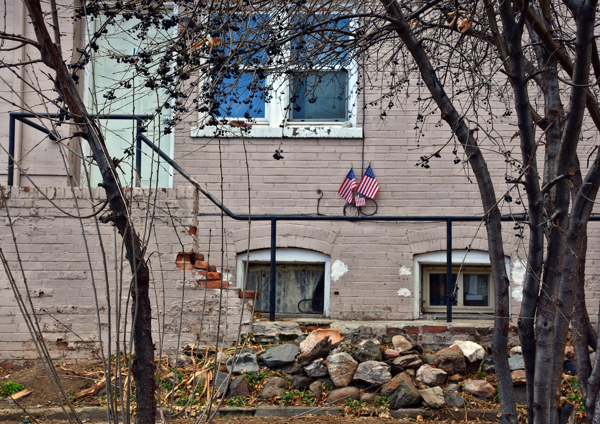 Nikon D5200 sample photo. City streets.jpg photography