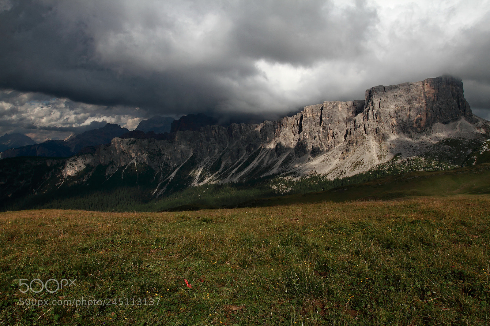 Canon EOS 7D + Canon EF 17-40mm F4L USM sample photo. Giau pass photography