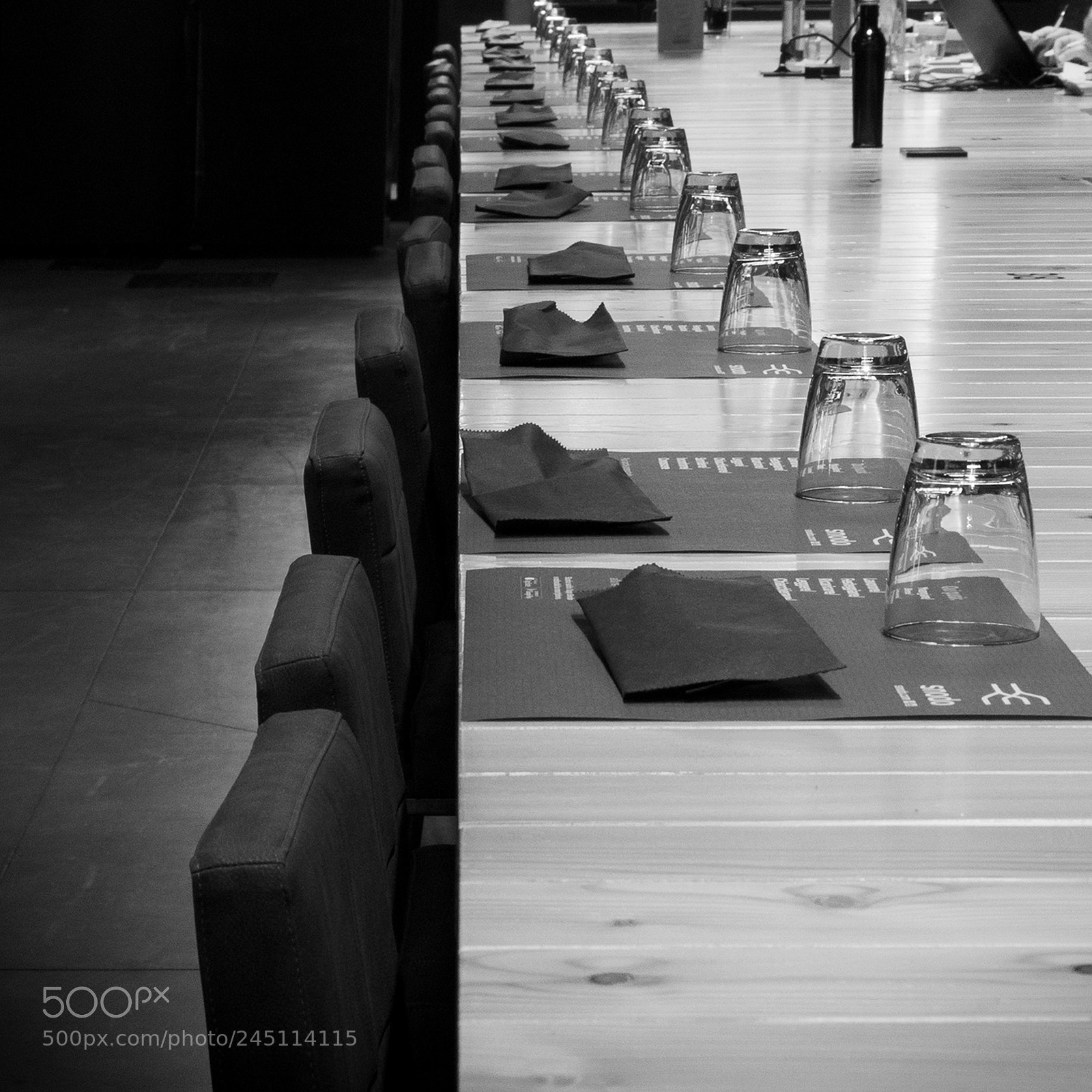Nikon D5100 sample photo. Chairs and glasses photography