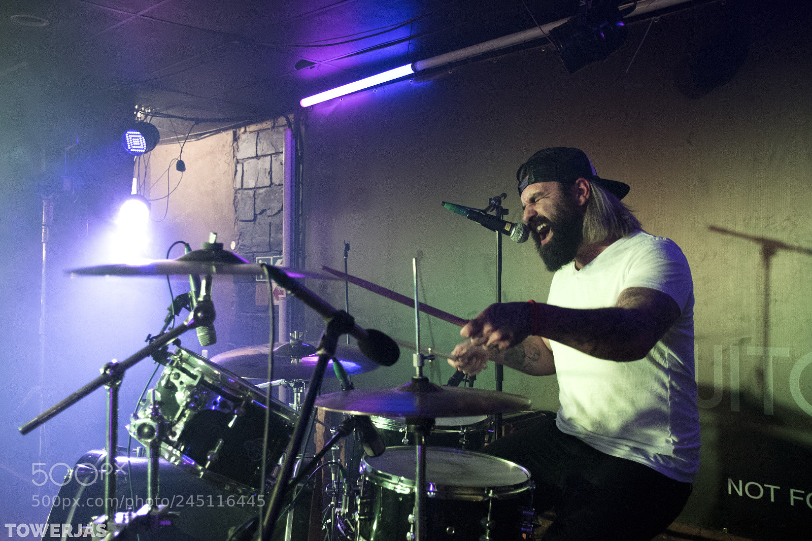 Canon EOS 7D Mark II sample photo. Hellcats live photography