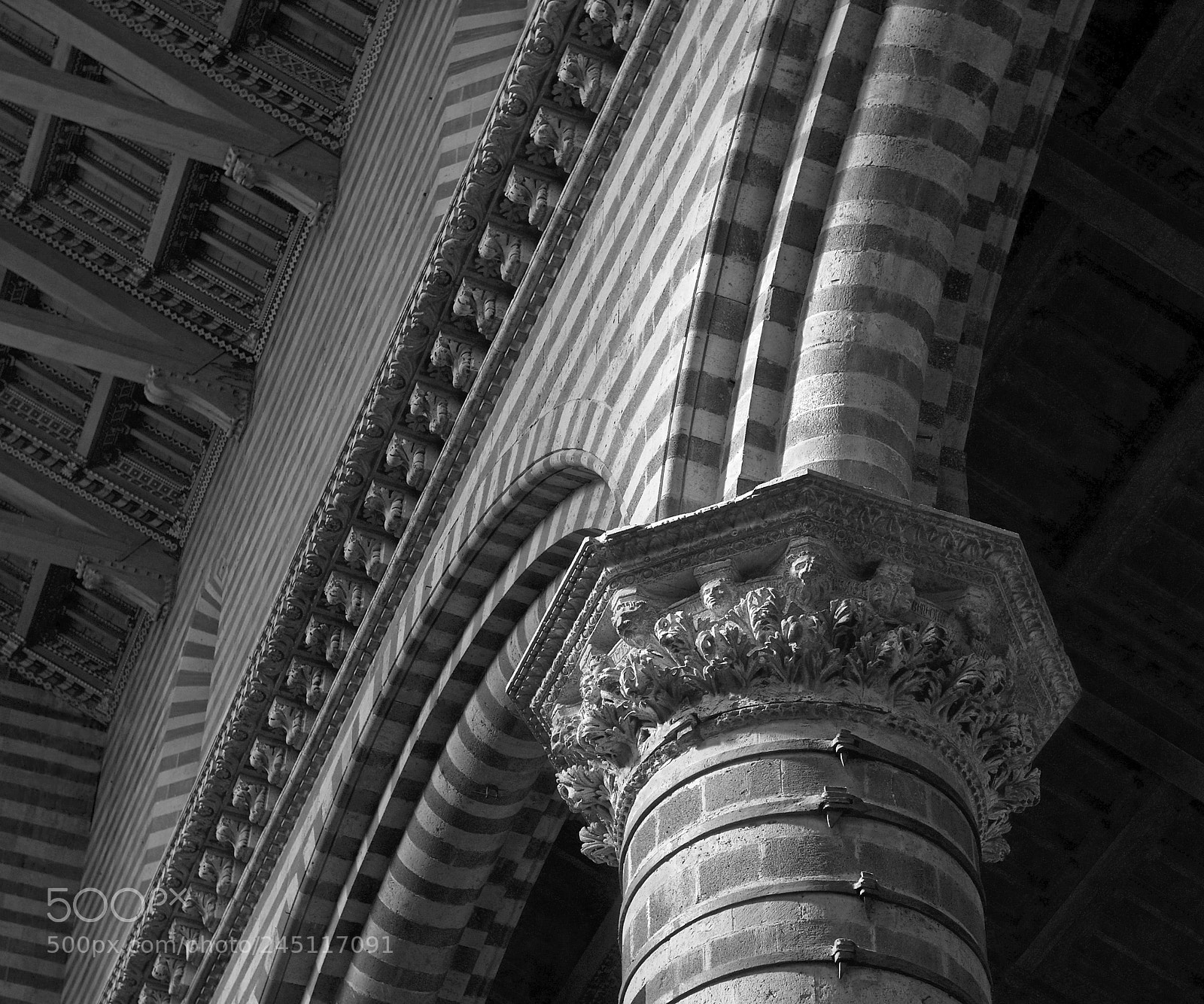Nikon D700 sample photo. Details at the duomo photography