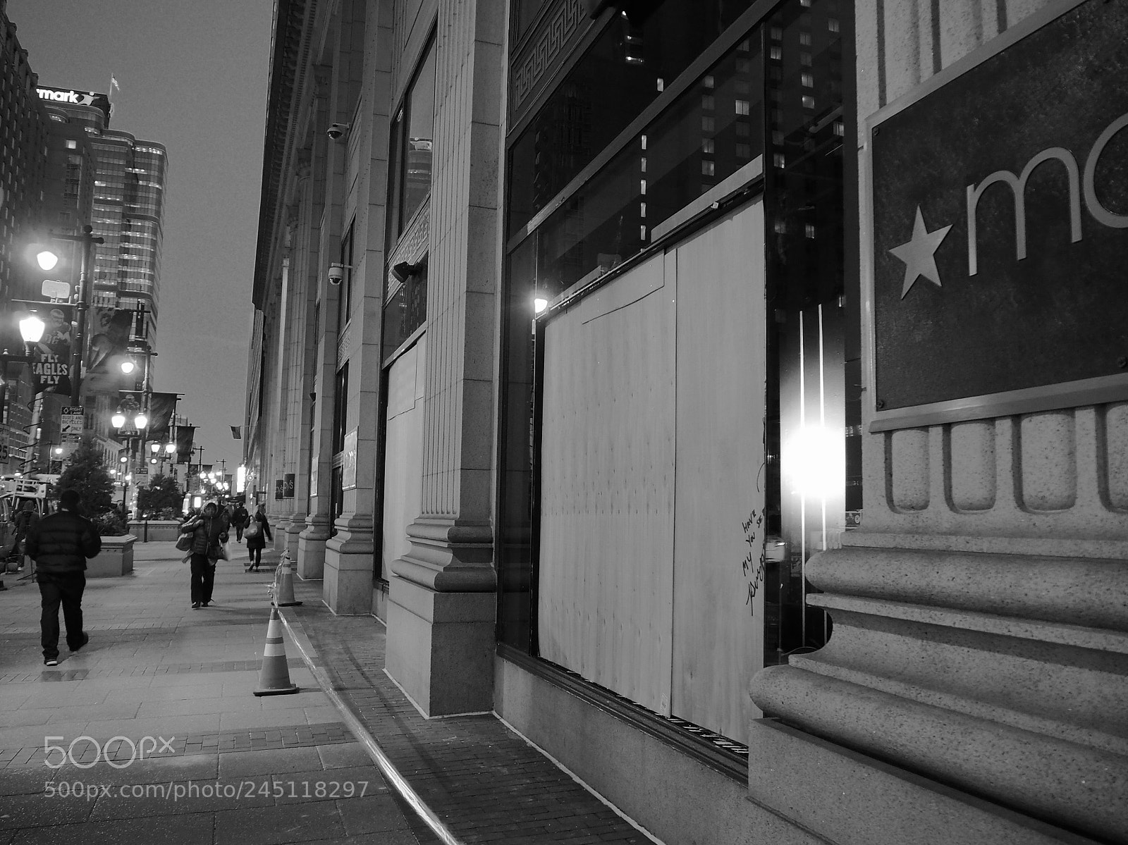 Olympus OM-D E-M10 II sample photo. Philly fanatics (were here) photography