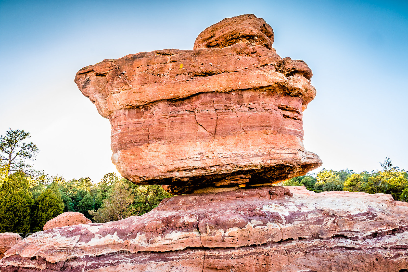 Canon EOS 7D Mark II sample photo. Balanced rock at garden photography