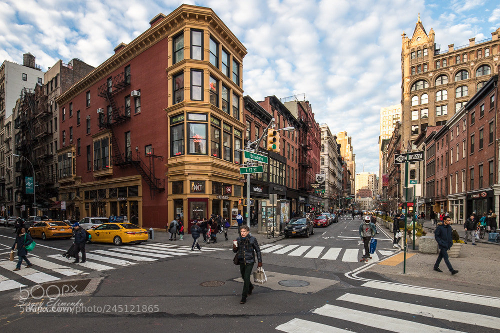 Canon EOS 6D Mark II sample photo. Streets of new york photography