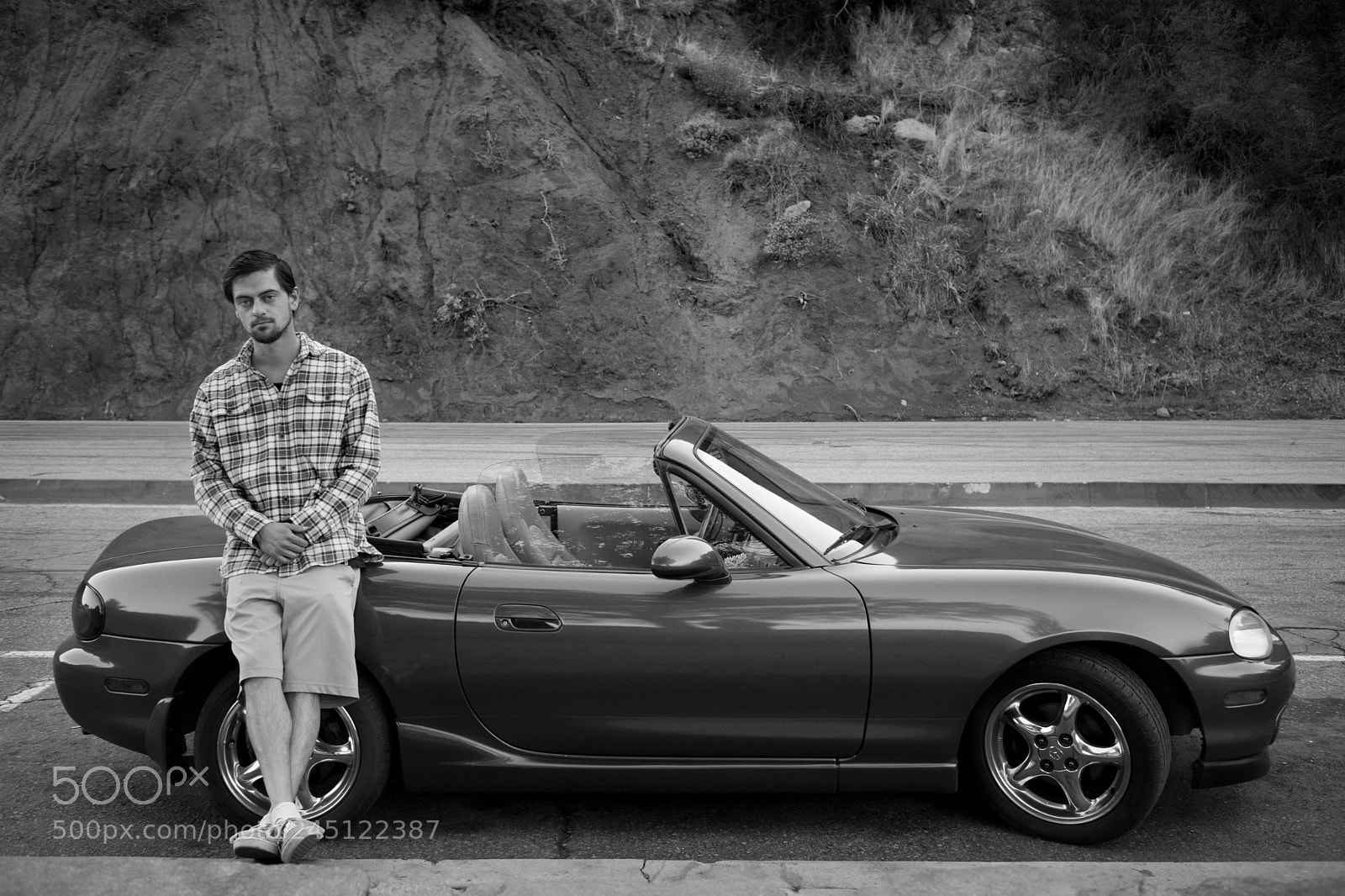 Canon EOS M3 sample photo. Car & driver photography