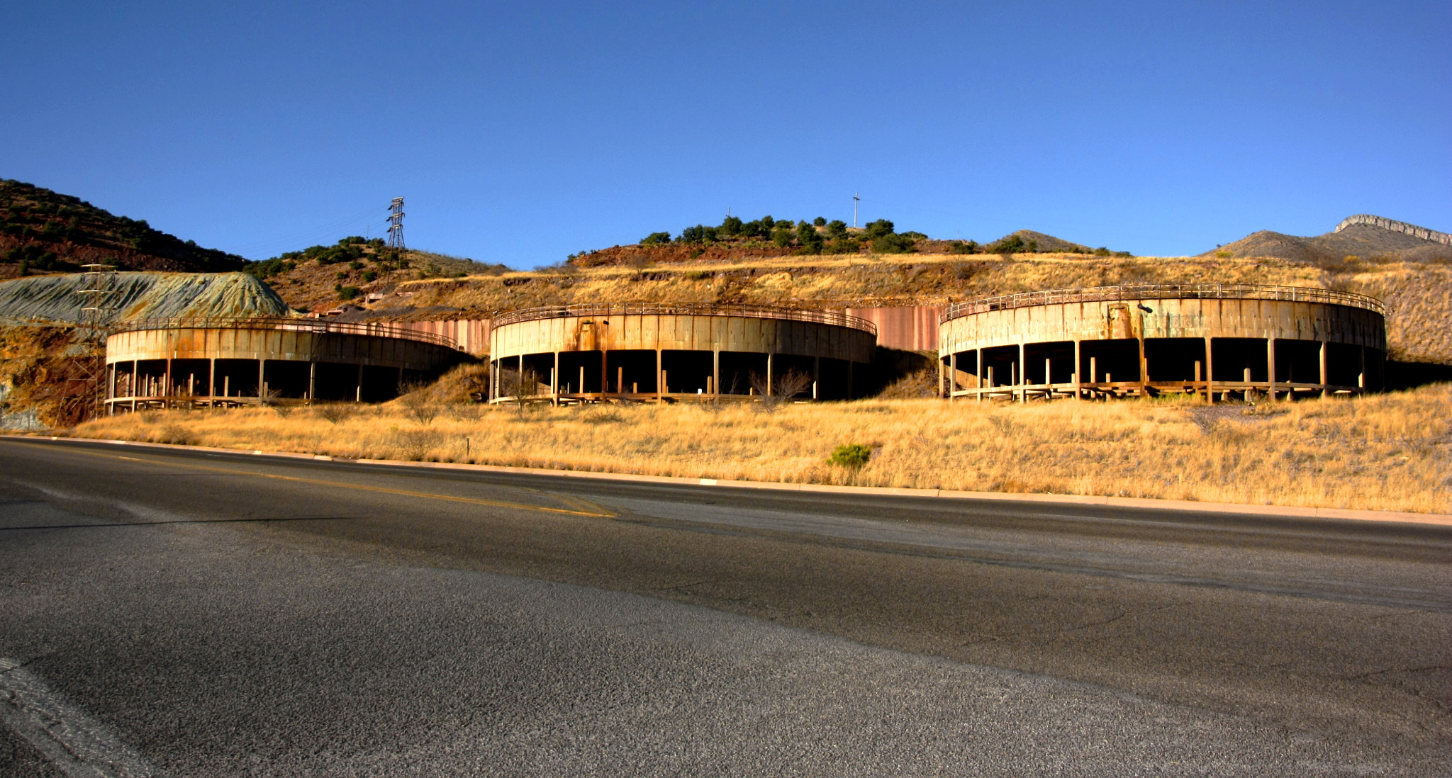 Canon EOS 450D (EOS Rebel XSi / EOS Kiss X2) sample photo. Bisbee mining photography