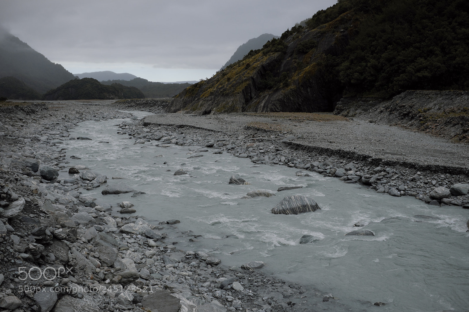 Fujifilm X-T2 sample photo. Grey evening photography