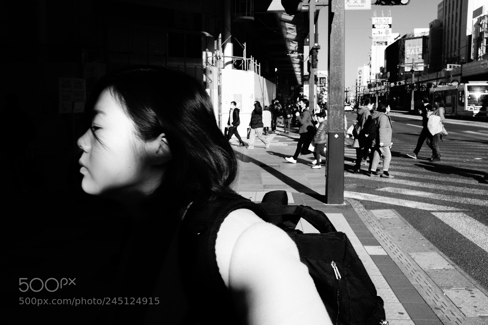 Fujifilm X100F sample photo. Strangers photography