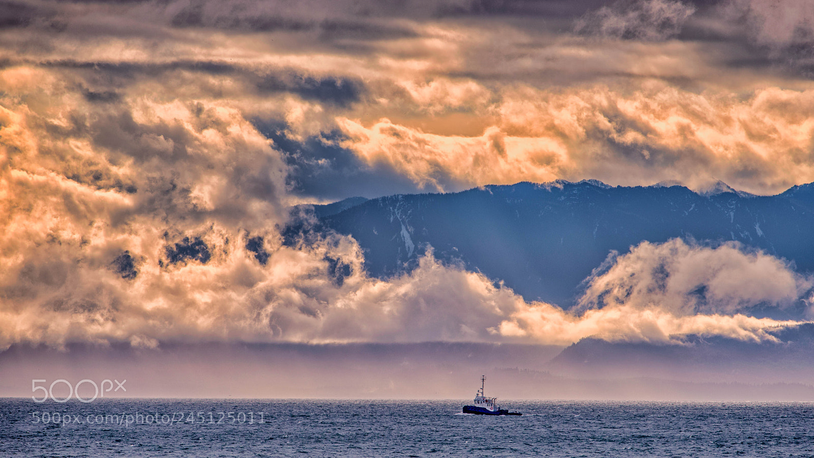 Canon EOS 6D Mark II sample photo. Cloud breaking photography