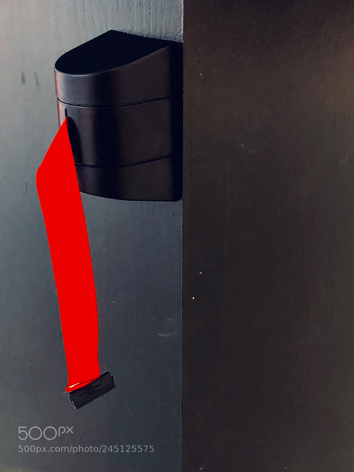 Apple iPhone 8 Plus sample photo. Red on the street photography