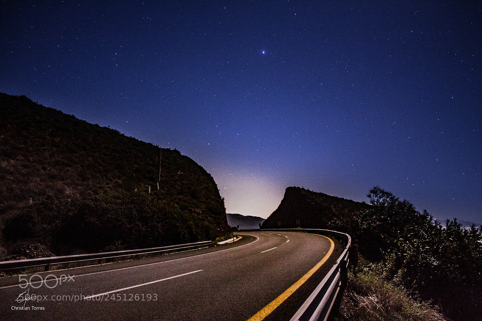 Canon EOS 60D sample photo. Highway + moonlight + stars + jupiter photography