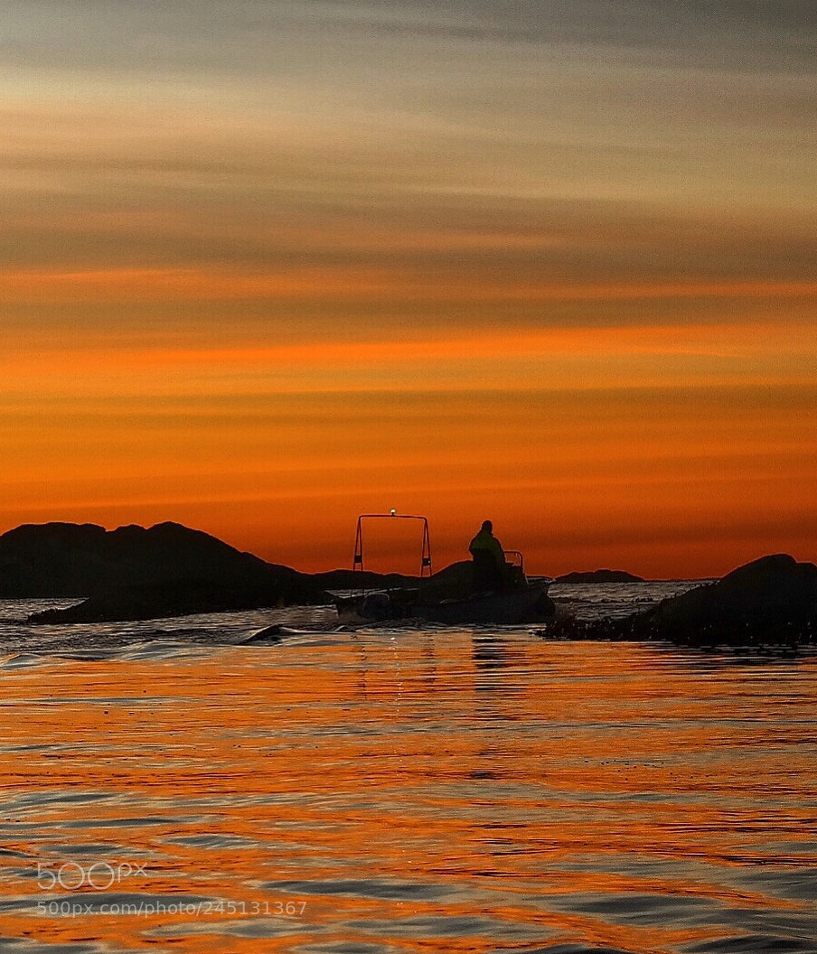Samsung NX300 sample photo. Sunset boat.. b mlo photography