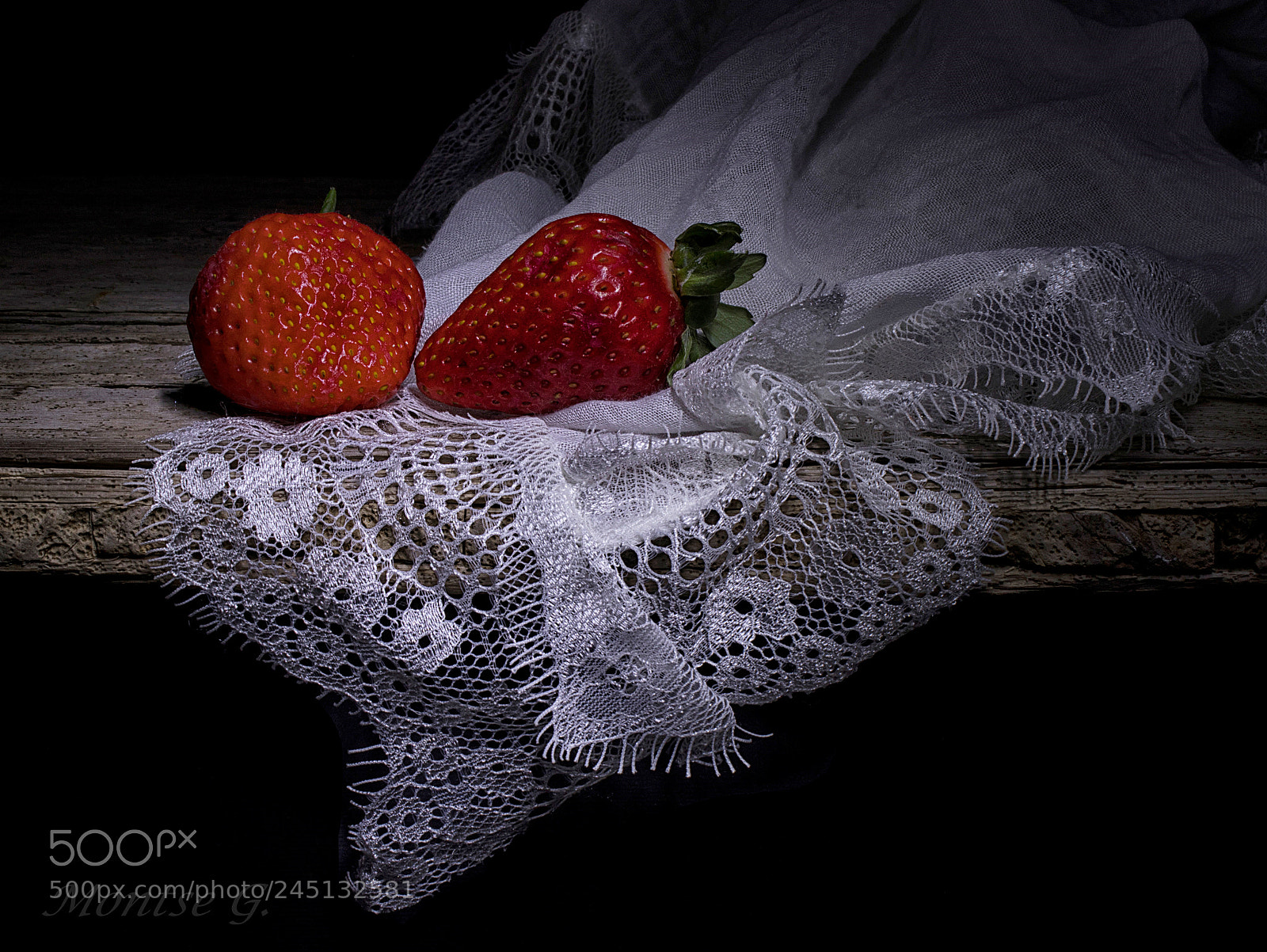 Canon EOS 77D (EOS 9000D / EOS 770D) sample photo. Strawberries photography