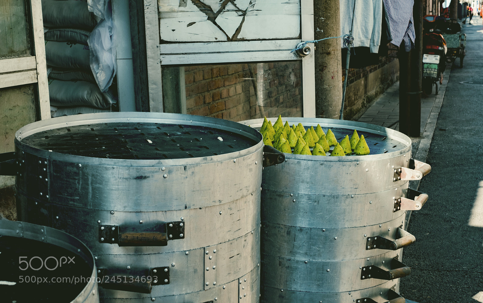 Fujifilm X-Pro2 sample photo. The old drive photography