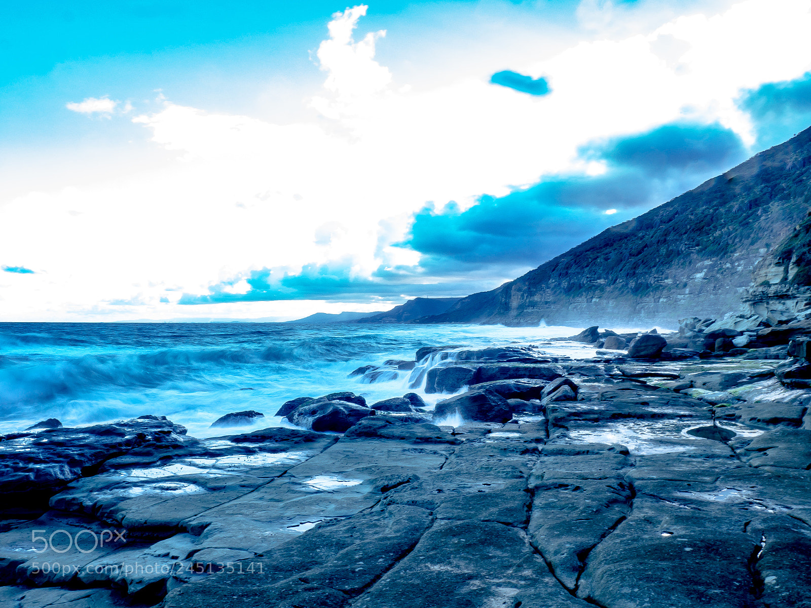 Olympus OM-D E-M10 sample photo. Victorious continent photography