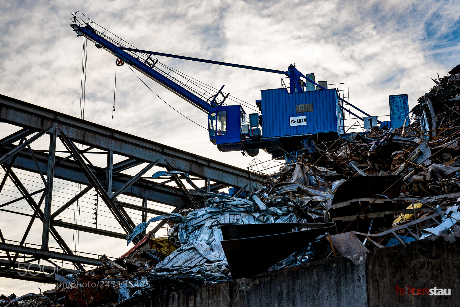 Nikon D610 sample photo. Loading crane photography