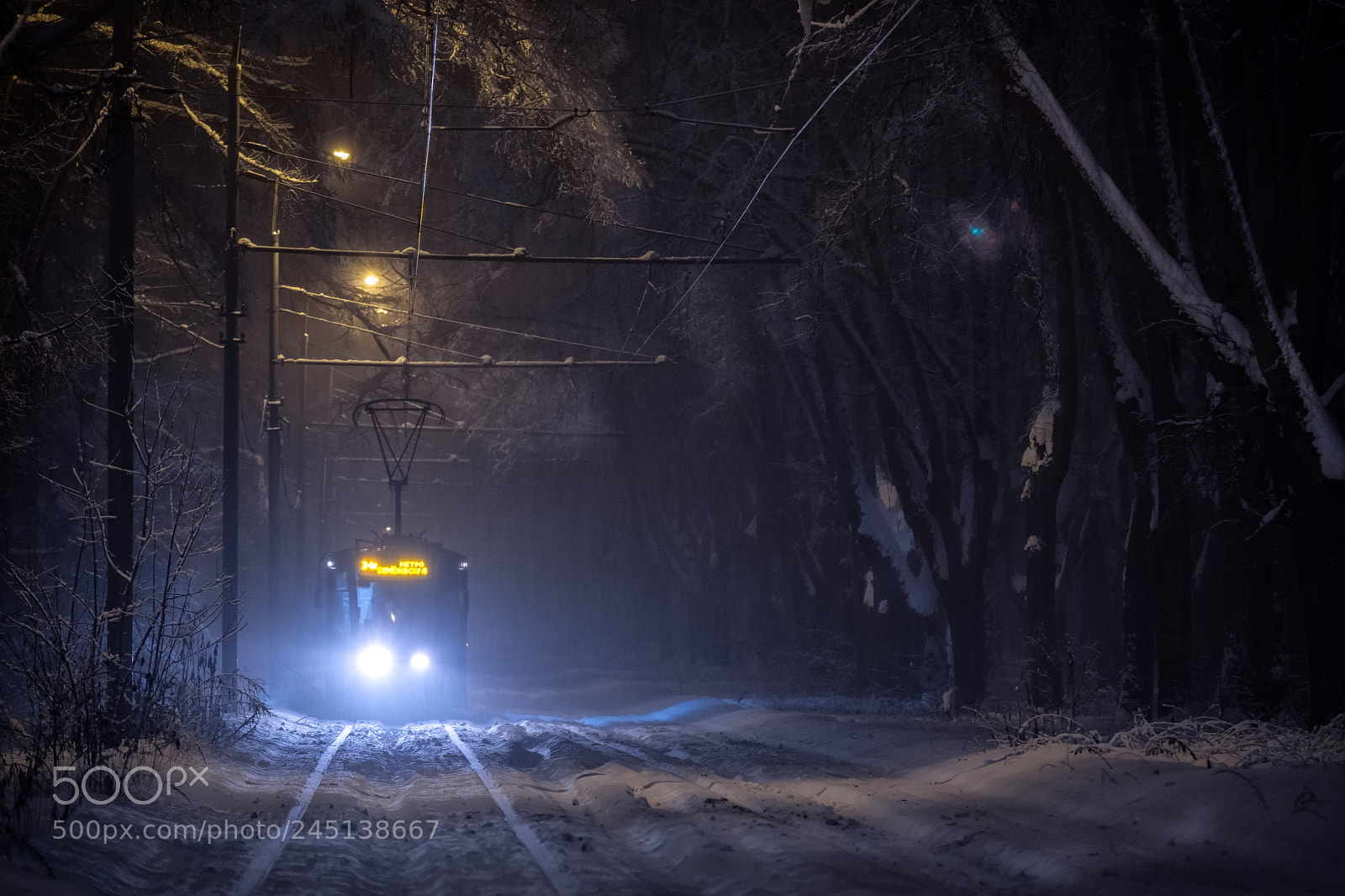 Fujifilm X-T20 sample photo. Night, snow, light, tram... photography