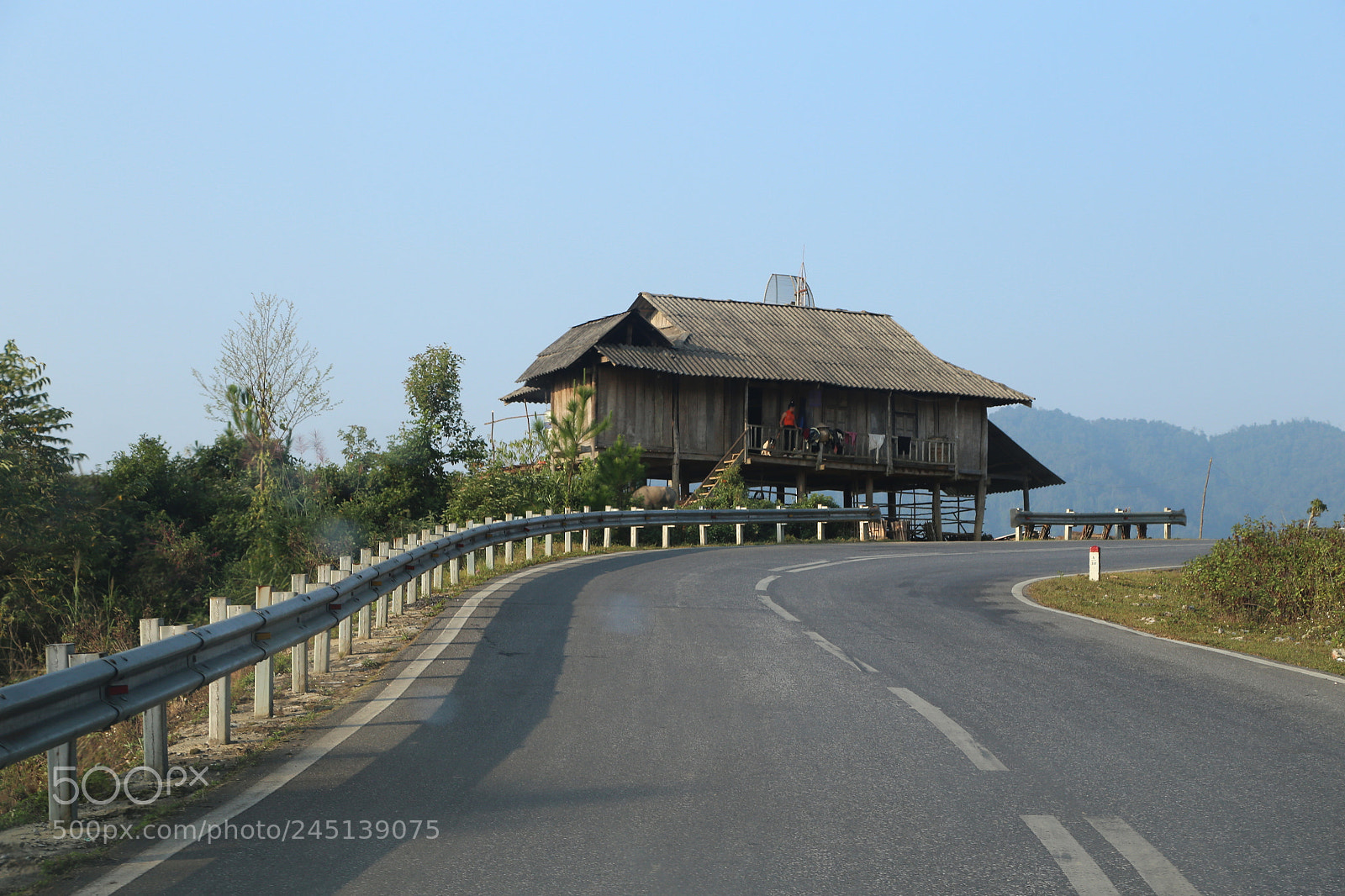 Canon EOS 6D + Canon EF 24-105mm F4L IS USM sample photo. On the way photography