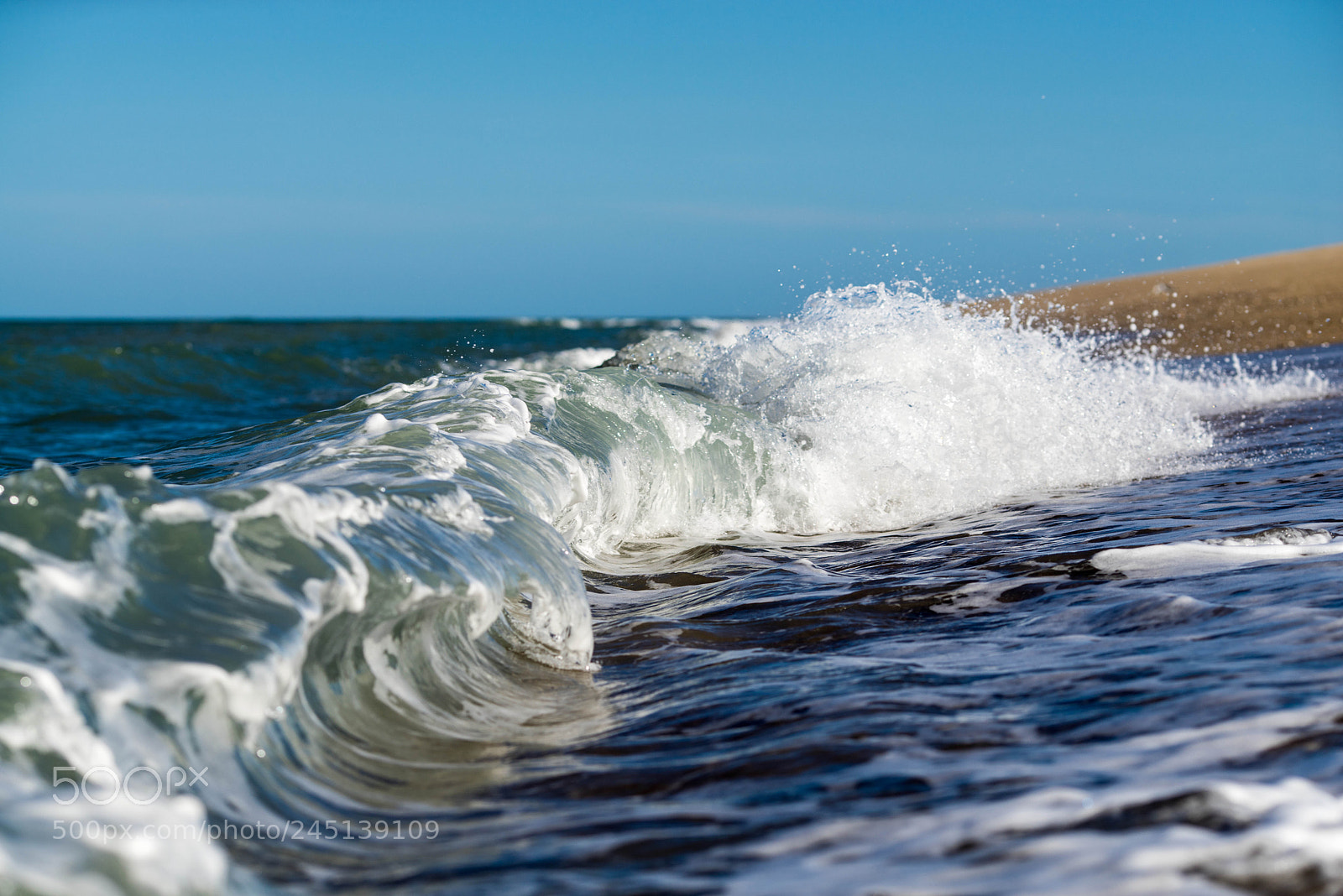 Sony a7R sample photo. Water curl photography