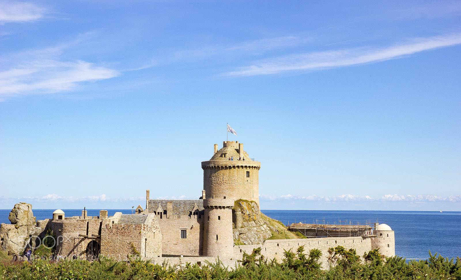 Canon EOS 550D (EOS Rebel T2i / EOS Kiss X4) sample photo. Fort la latte. photography