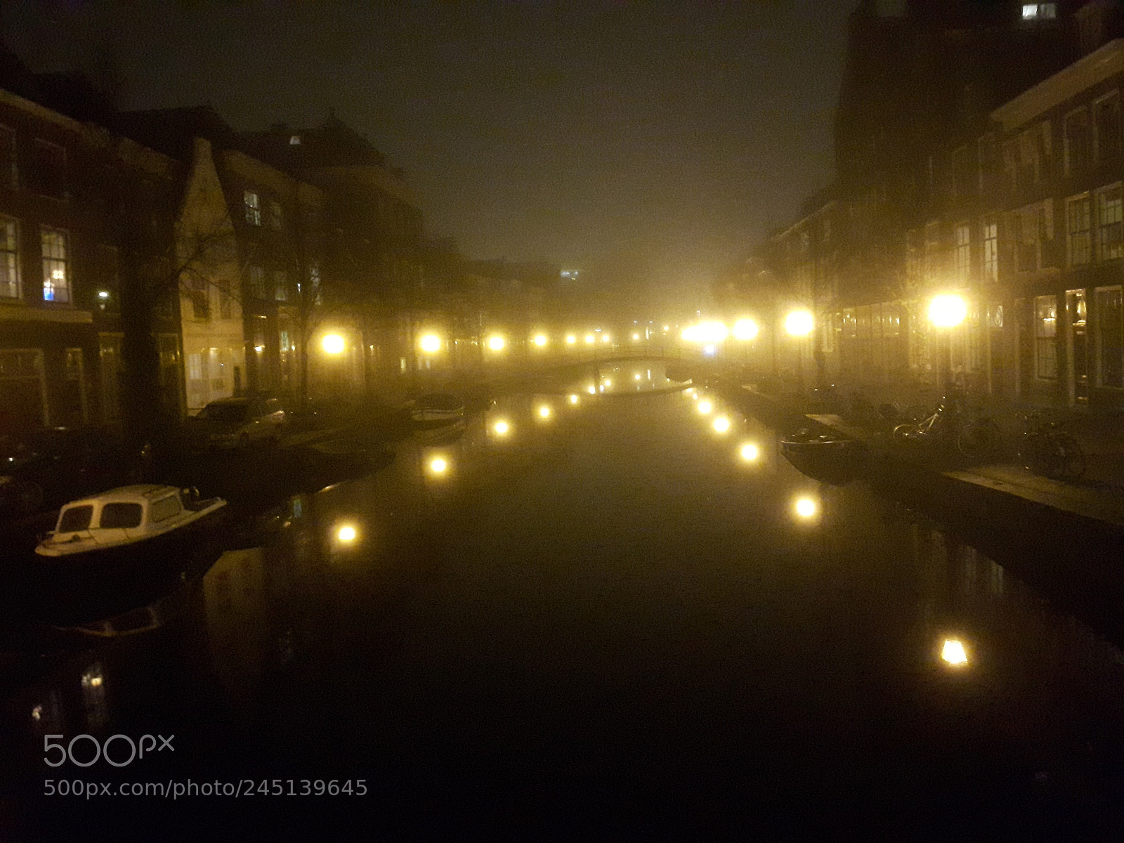 Samsung Galaxy S5 Neo sample photo. Leiden at night. photography
