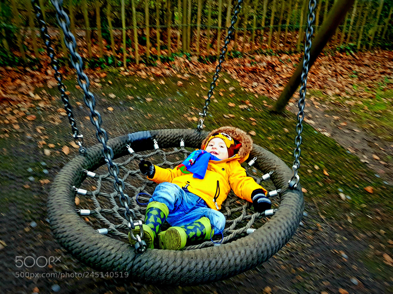 Samsung Galaxy S8 sample photo. On the swing photography