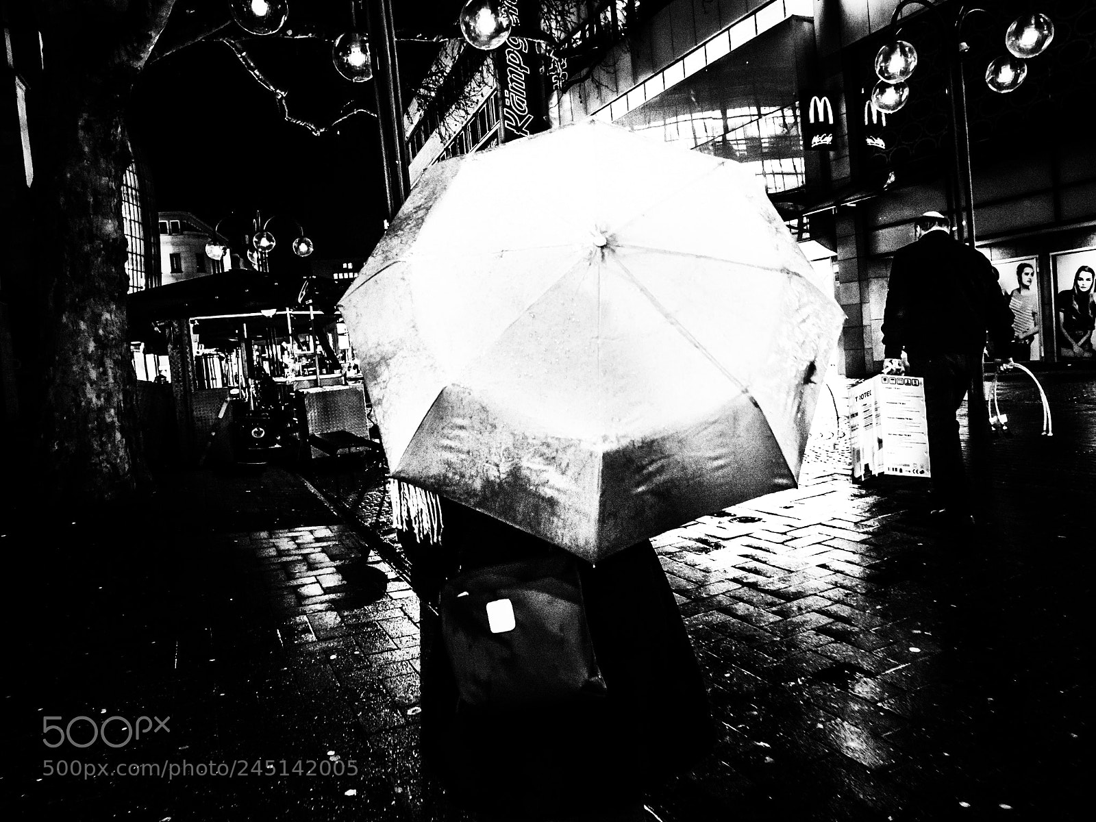 Olympus OM-D E-M5 sample photo. Night umbrella photography