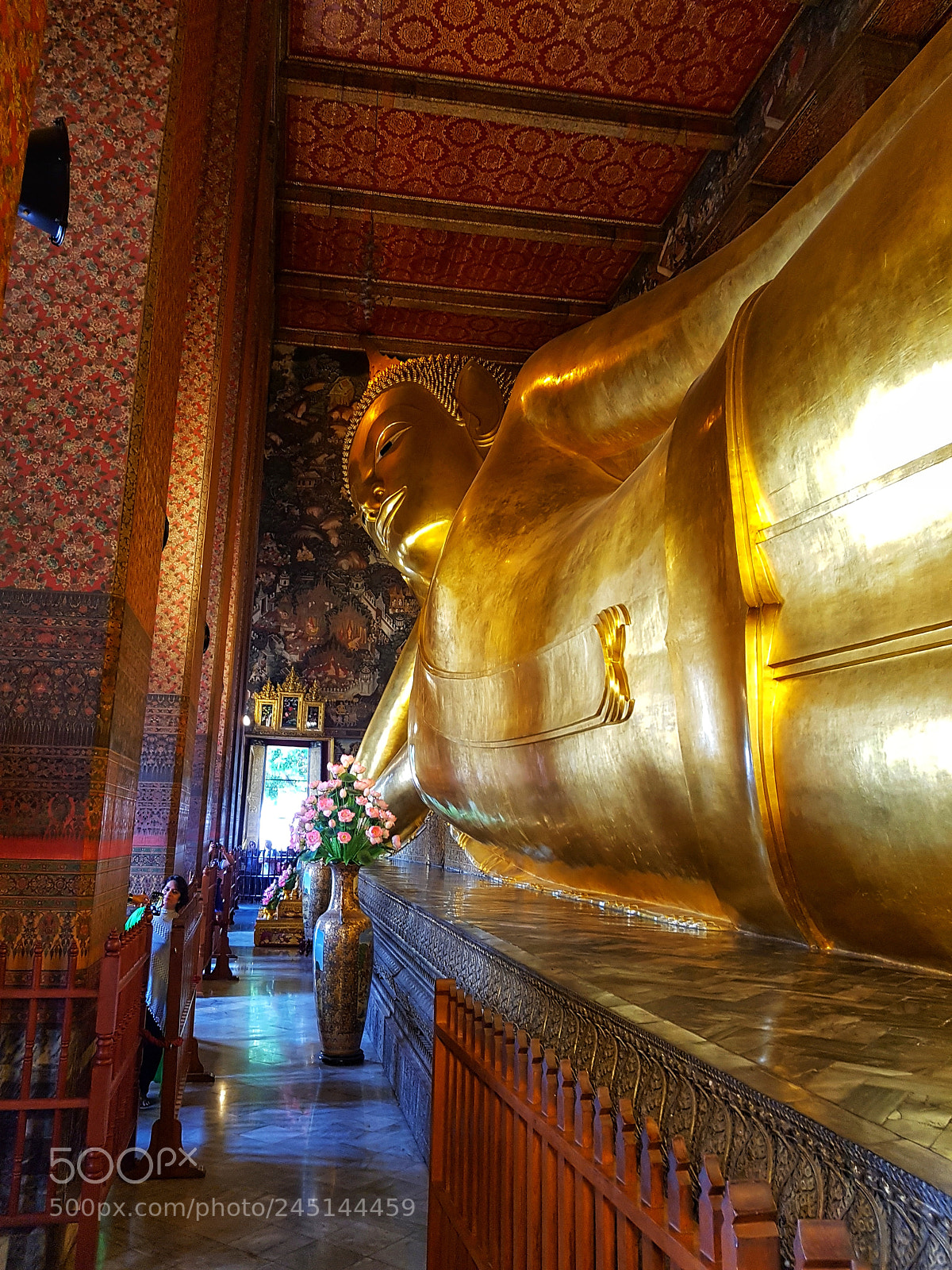 Samsung Galaxy S7 Edge sample photo. Wat pho photography