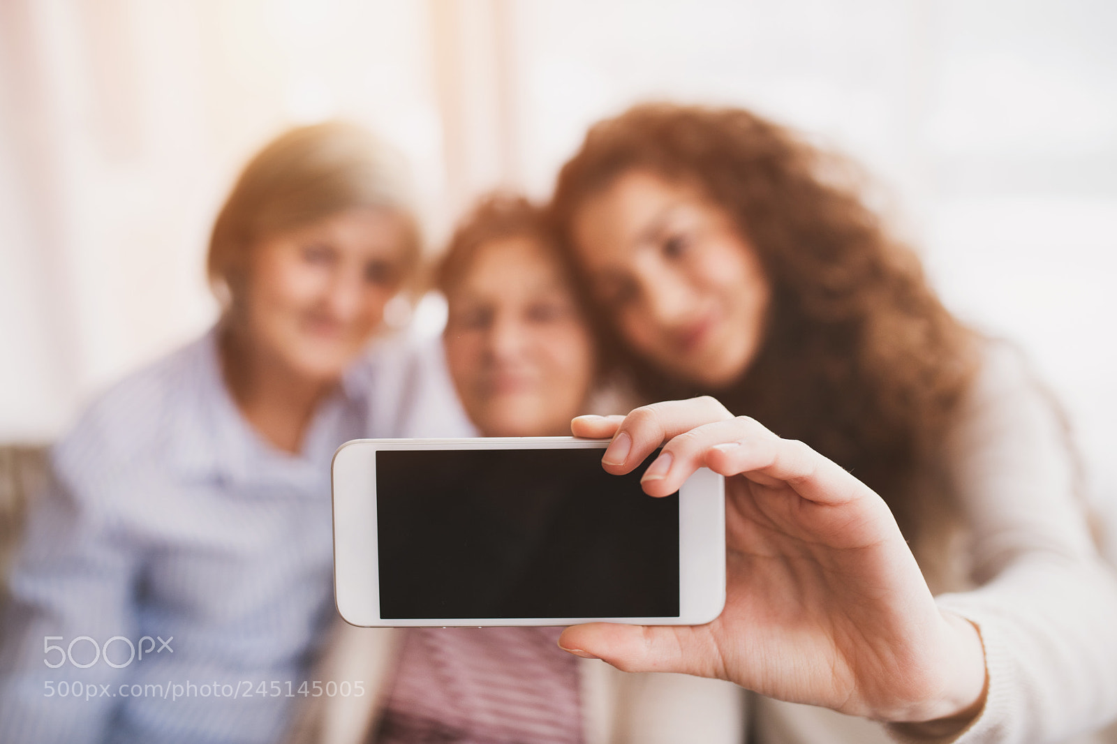 Nikon D5 sample photo. A teenage girl, mother photography
