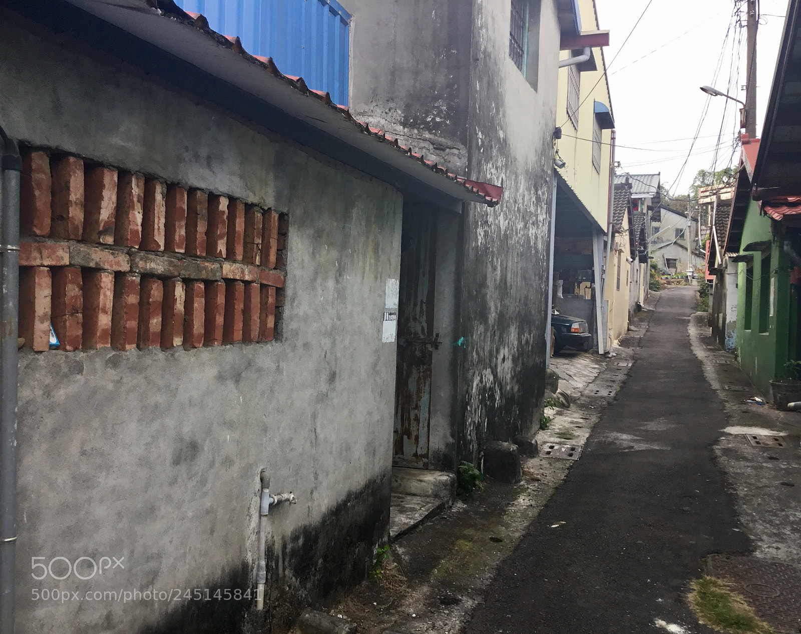 Apple iPad sample photo. Backstreets of taiwan photography