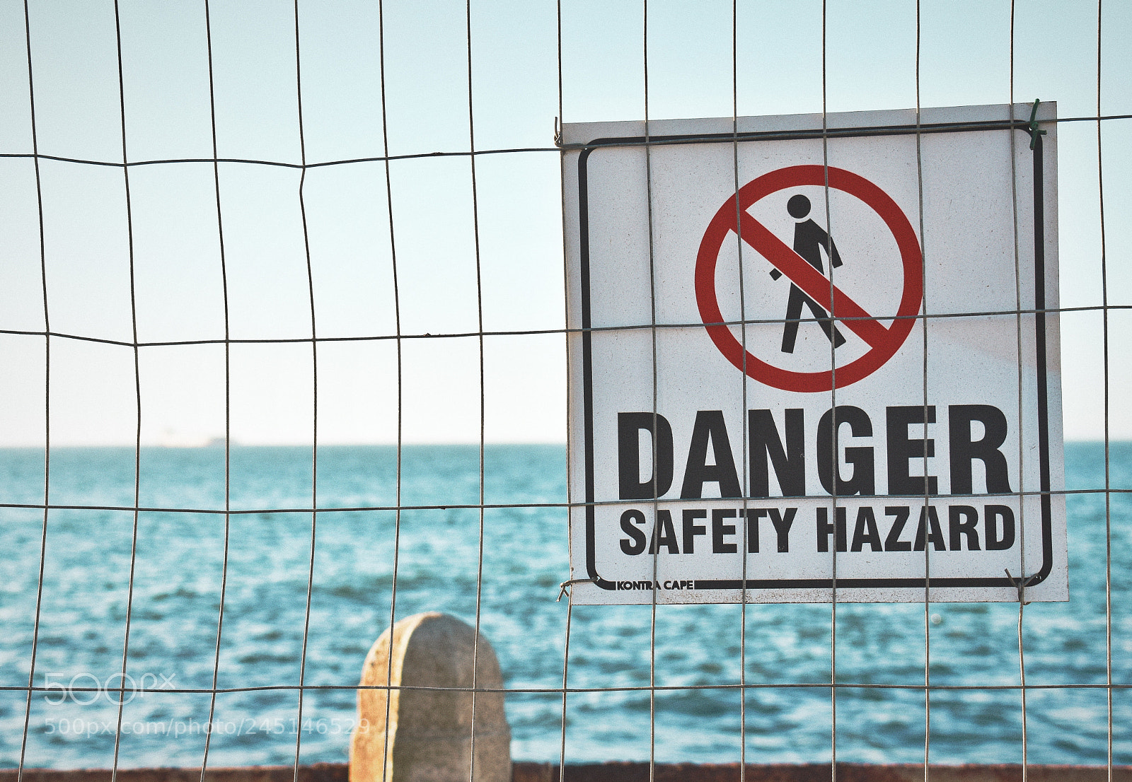 Nikon D3400 sample photo. Danger photography