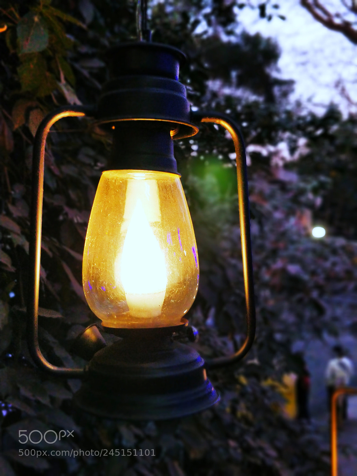 OnePlus 5 sample photo. Break-less brightness photography