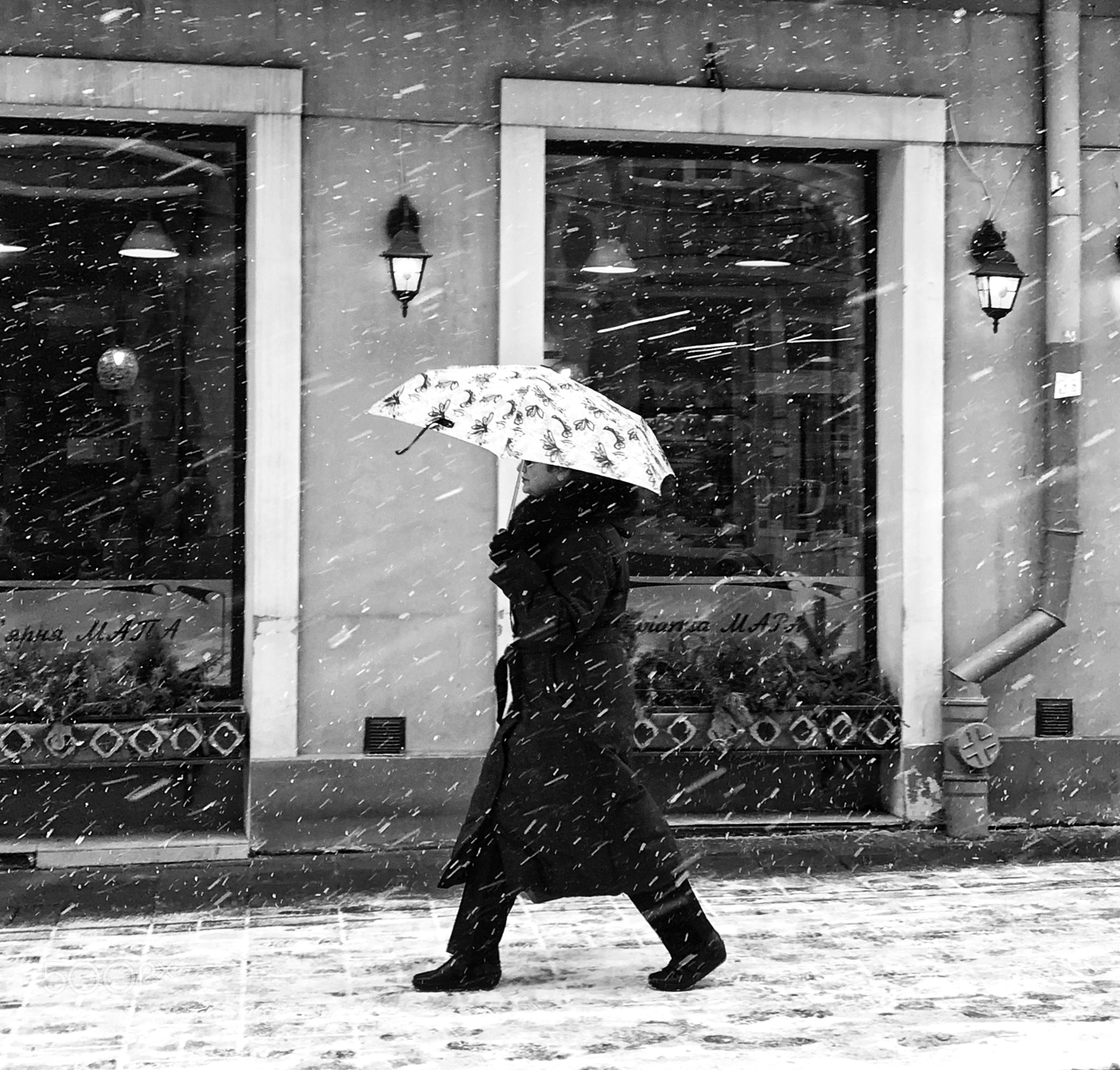 Apple iPhone 7 Plus sample photo. Walk in snow photography