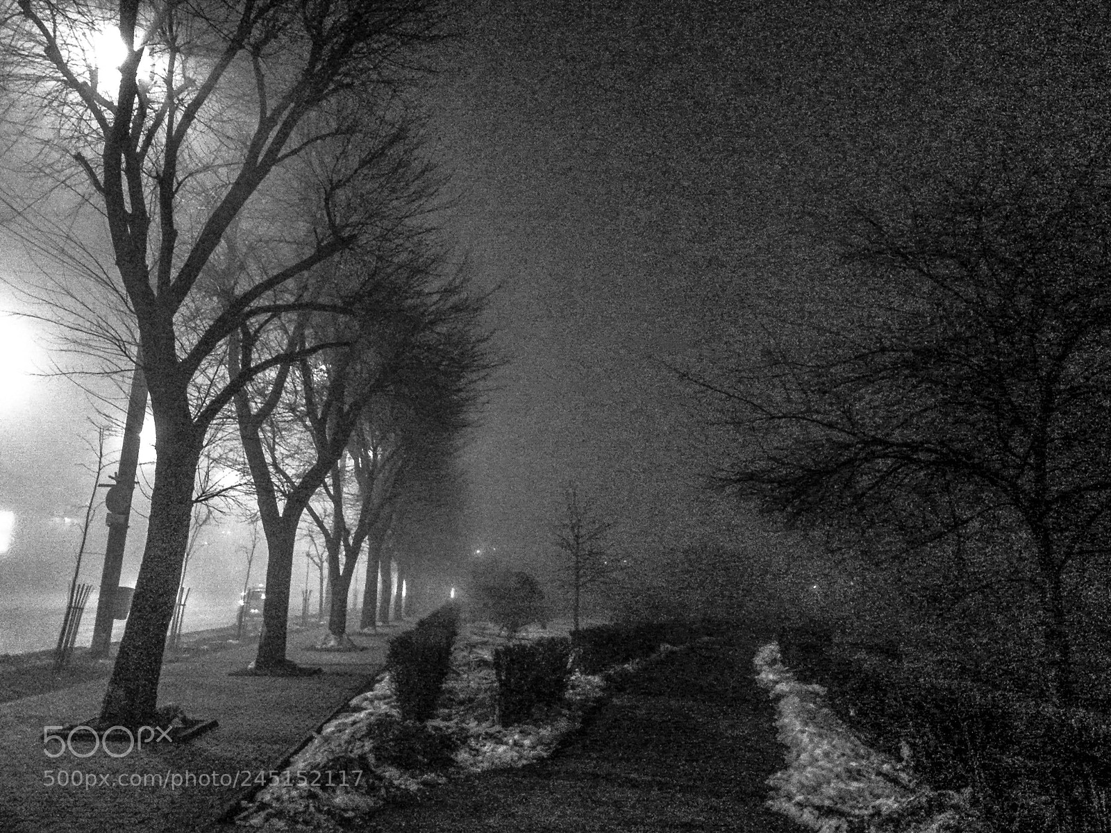 Samsung Galaxy S3 sample photo. Night pixels photography