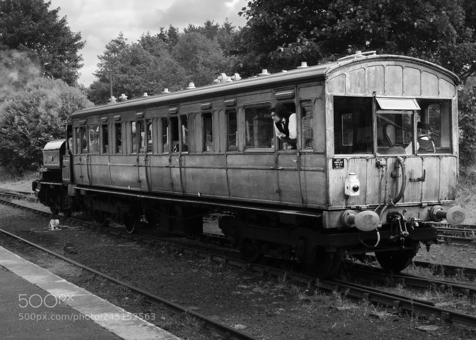 Fujifilm X-Pro2 sample photo. Railway movement photography