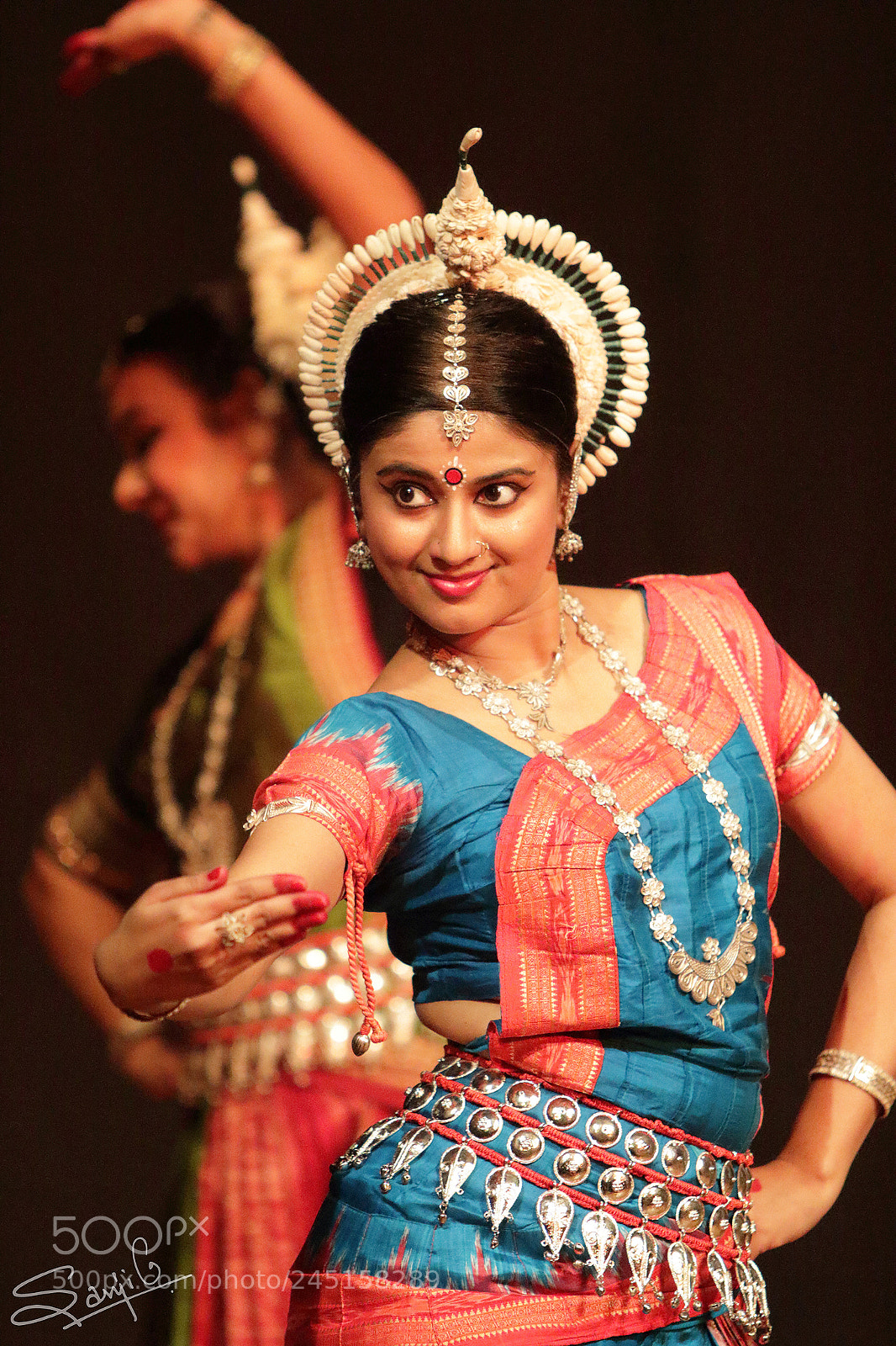 Canon EOS 1200D (EOS Rebel T5 / EOS Kiss X70 / EOS Hi) sample photo. Odissi dance photography