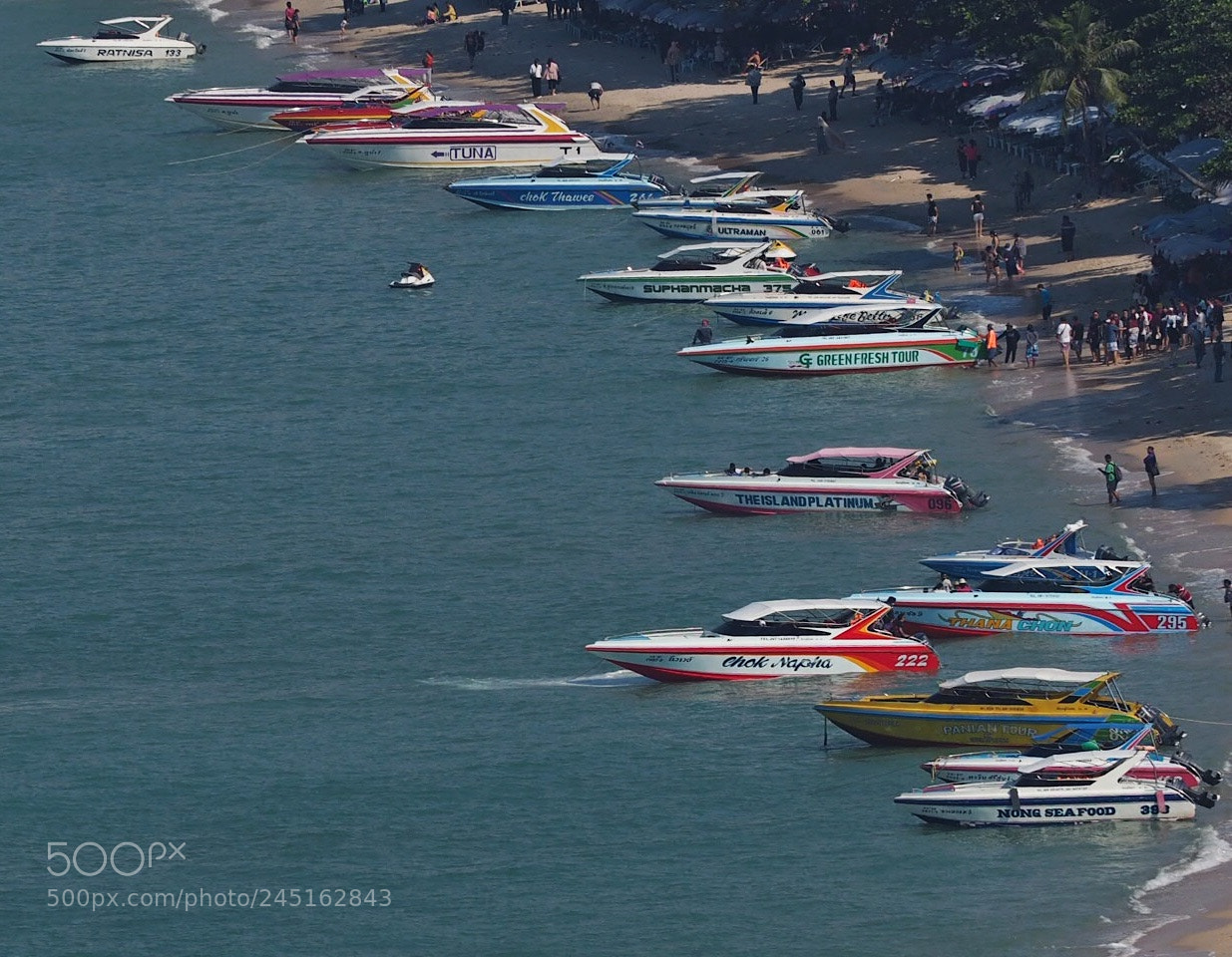 Olympus OM-D E-M10 sample photo. Pickup for sea games photography